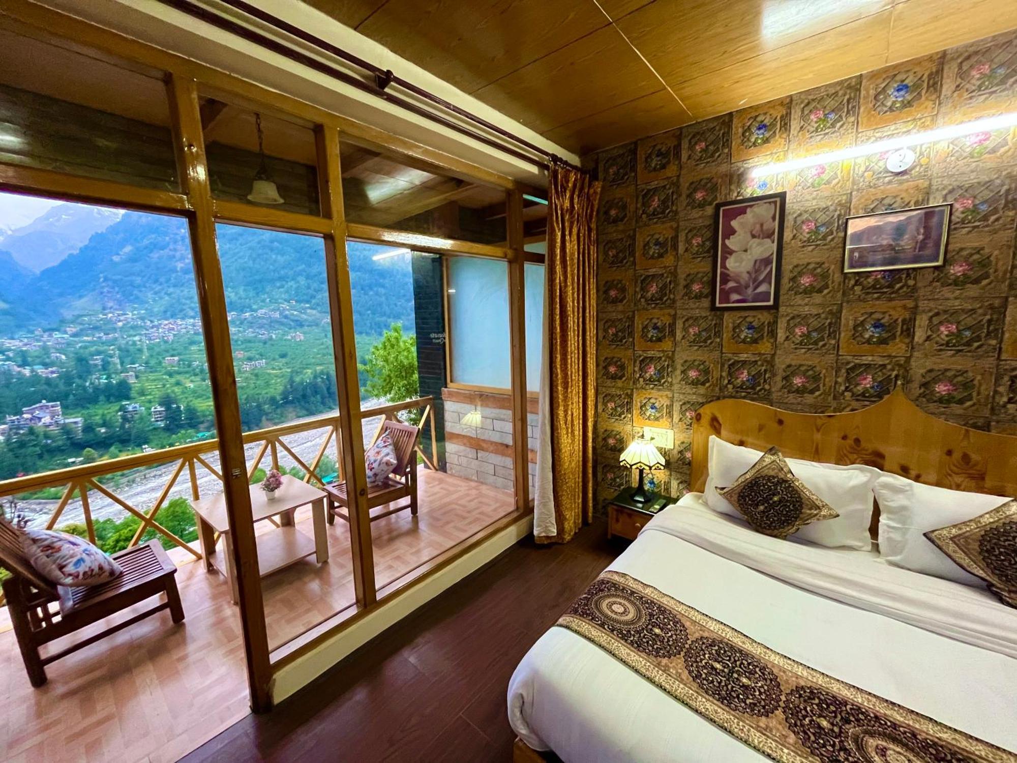 Naina Spring Resort, Manali - Away From City Hustle Manāli Exterior foto